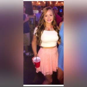 Hollister High waisted lace Skirt